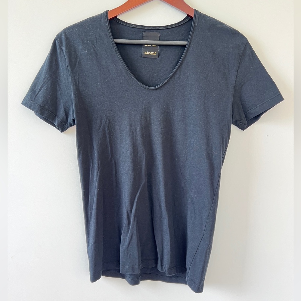 Zara men’s v neck black t shirt size s 38